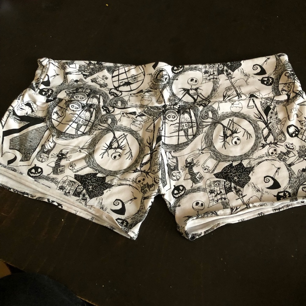 Jack skellington stretchy shorts
